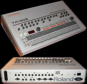 Roland TR-909 Rhythm Composer Analog Drum Machine *RARE*