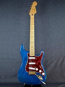 Fender Deluxe Players Stratocaseter 2007 E-Guitar Free Shipping