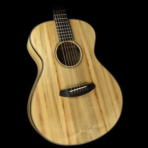 Used Breedlove Oregon Concert Limited Myrtlewood Acoustic/Electric Guitar