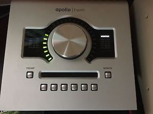 Universal Audio Apollo Twin Duo thunderbolt +$2,500 of plugins