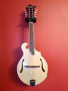 Breedlove FFNT Cross Over Mandolin