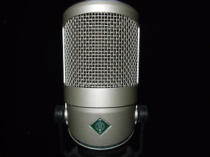 MAKE OFFER FREE SHIP* w Bin Neumann BCM705 Dynamic Broadcast Microphone