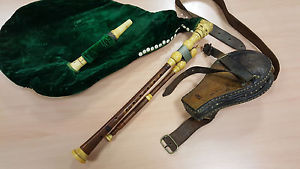 cabrette musette cornemuse bagpipe hautbois veuze boha chabrette biniou pipe