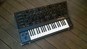 Crumar synthesizer DS2