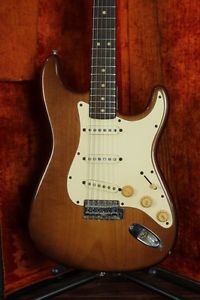 *NEW ARRIVAL* Fender Stratocaster Vintage 1972 Mocha
