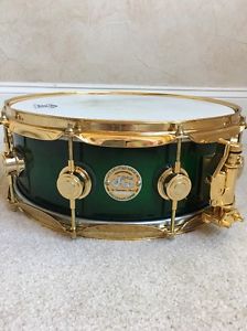 DW Collectors Series Solid Shell Snare Drum 14 X 5 1/2