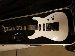 1986-87 jackson soloist USA snow white w/original hardshell case EXCELLENT