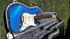 Fender Stratocaster Plus Deluxe 1995/1996 Electric Blue