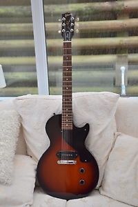 2011 Gibson Les Paul Junior guitar and SKB case