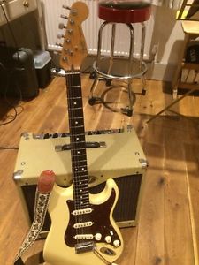 Fender Stratocaster  USA 1989 With Upgrades Bare knuckles Irish Tour