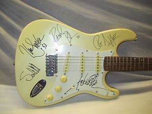 SQUIER STRAT -- SIGNED by SKID ROW in 1992 - DAVE SABO - SEBASTIAN BACH