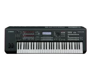 YAMAHA synthesizer MOXF6 NEW