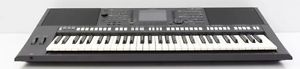 Yamaha PSR S750