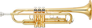 Yamaha YTR3335 Trumpet Outfit