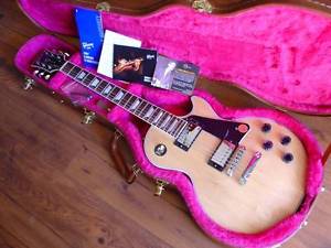 GIBSON LES PAUL CLASSIC CUSTOM II DISCONTINUED EDITION NATURAL FINISH 2014
