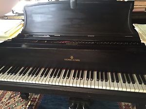 Steinway grand piano Model L New York 1926.