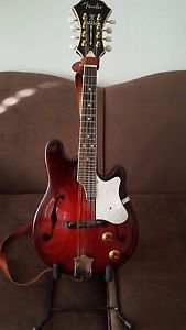Fender FM62SCE Electric Mandolin RARE Excellent Condition