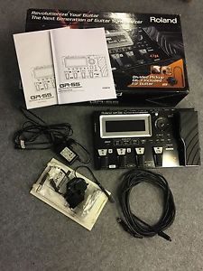 Roland GR 55 Guitar Synth + GK 3 + 13 Pin Kabel OVP kein Kratzer