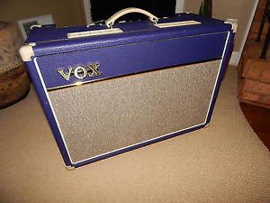 Vox AC15 LTD Purple Celestion Greenback