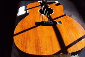 Santa Cruz Redwood OM Grand Acoustic Guitar