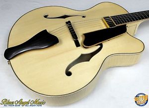 Eastman AR910CE-BD Solid Hand-Carved Spruce / Maple Archtop w/HSC! NEW!! #23959