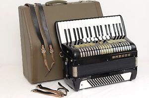 Hohner Verdi II  96 BASS ACCORDION/EXCELLENT CONDITION/DHL WORLD WIDE SHIPPING