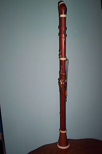 Basset Clarinet in A, boxwood, brass keys, A=430, please read on...