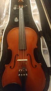 violin, lightly used. 2012 erich pfretzschner, handmade copy of a stradivarius