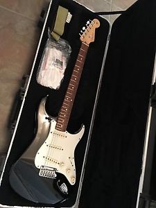 Fender American standard stratocaster black Rosewood Deluxe Case