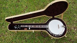 'Gibson Copy' 5-string Banjo with Hard Case - Excellent Cond with Great Tone!!
