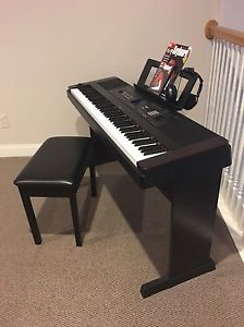 YAMAHA DGX-650B, 88-KEY WEIGHTED KEYBOARD BUNDLE !!!
