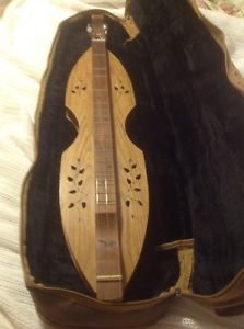 Mike Clemmer 2004  Dulcimer Wormy Chestnut Top Walnut Back And Sides- audio demo