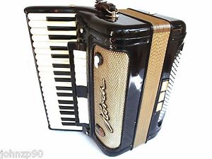 #184 Accordion HORCH  German 96 bass GOOD CONDITION