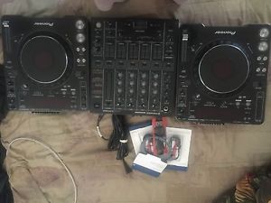 PIONEER CDJ's + MIXER DJ EQUIPMENT
