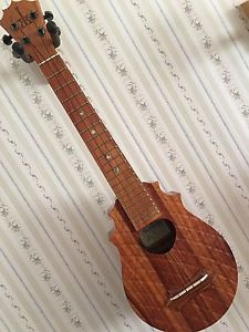 KoAloha Pineapple Sunday Tenor Ukulele w/ Case