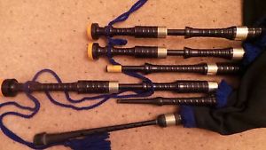 Warmac Bagpipes ABlackwood  Good players set !!