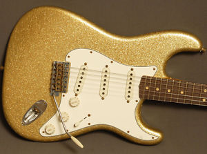 Fender Custom Shop Stratocaster® 1963 Relic Gold Sparkle
