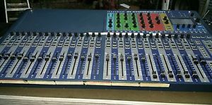 32 Channel Soundcraft Si Expression Digital Mixer with Expansion Card