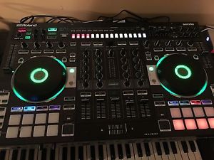 Roland DJ 808 Mint Opened Once With Brand New Gig Bag!!!