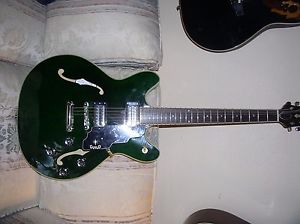 Guild Starfire IV with hard case