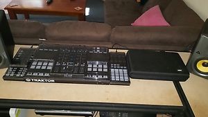 Traktor Kontrol s5 plus plus plus