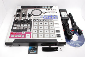 **Exc++**  Roland sp-555 Phrase Sampler w/2GB CF Card, CD-ROM, Power supply#684