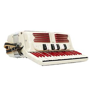 Vintage Serenelli 41/120 Accordion w/ Case (Italy)