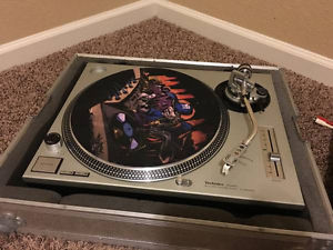 Technics SL1200MK2 DJ Turntable
