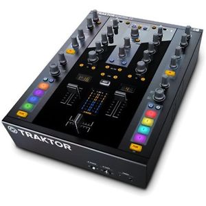 Native Instruments 2 + 2 channel control mixer TRAKTOR Kontrol Z2