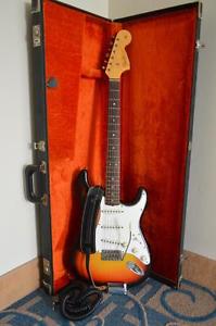 1966 FENDER STRATOCASTER, COLLECTORS DREAM! EXTREMELY CLEAN!
