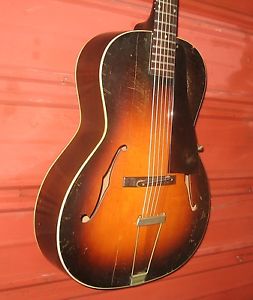 1941 Gibson L-30 Archtop Acoustic Guitar w/ Hard Case