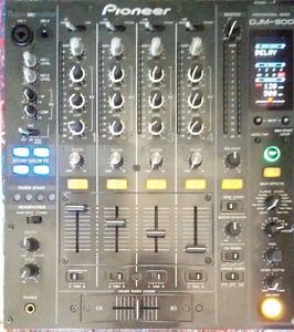 Pioneer DJM800 Mixer