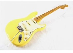 Fender Japan ST71-140YM Yellow Free shipping Guiter Bass From JAPAN #A2924