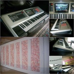 Roland Fantom G6 61 Key Synthesizer Workstation